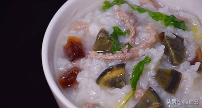 ​皮蛋粥怎么做(瘦肉皮蛋粥怎么做)
