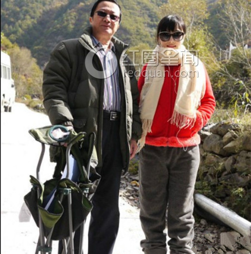 李小璐父母家有钱吗 李小璐父亲哪里人