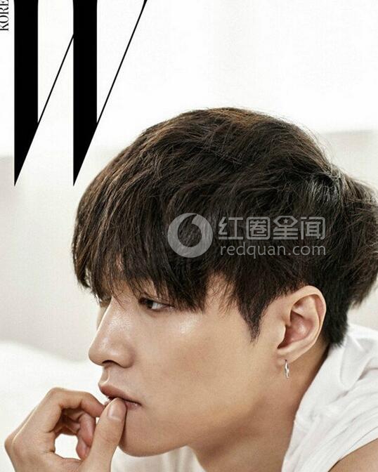 张艺兴家庭背景怎么样 张艺兴整容前真吓人