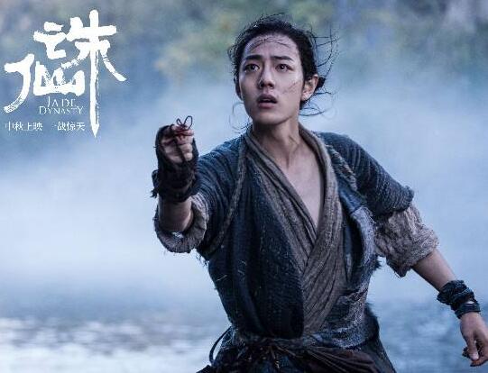 新丽为什么给肖战资源 本身实力强加上为人低调备受追捧