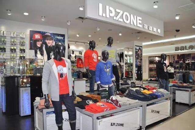 网上最火的潮牌是什么(番禺8090后的潮牌)(6)