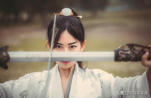 展昭为什么叫南侠(传说有七侠南侠是展昭)(8)