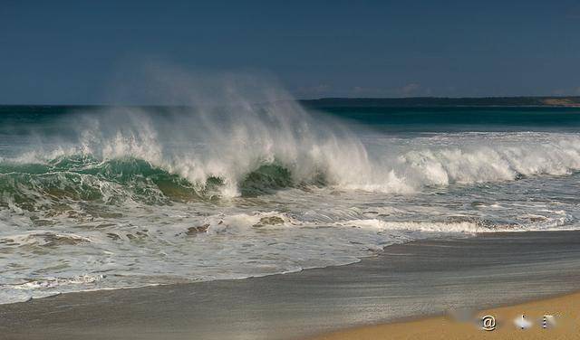 浩浩风波起的下一句（浩浩风波起的下一句是什么）