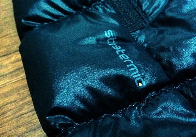 羽绒服moncler辨别真伪（羽绒服选Moncler还是加拿大鹅）(3)