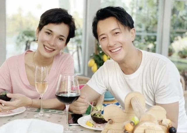 韩庚与卢靖姗大婚有情人终成眷属(韩庚35岁老婆晒宅家日常)(2)