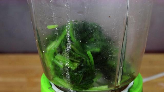 菠菜怎样做才好吃各种美食教程(菠菜学会这样做)(2)