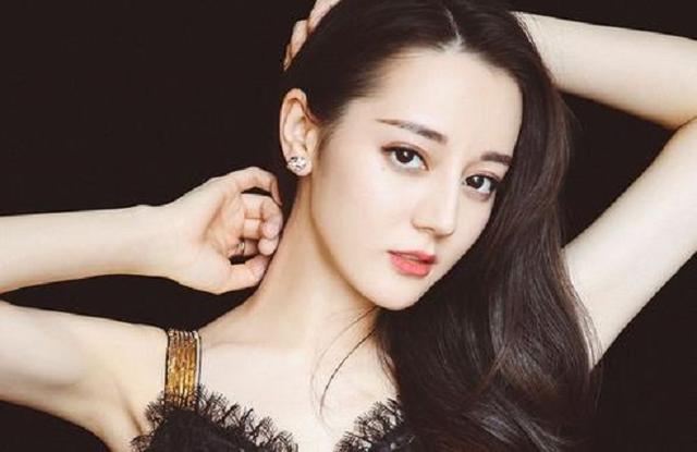 关晓彤是清朝格格吗（关晓彤和那英原来都是满族人）(1)