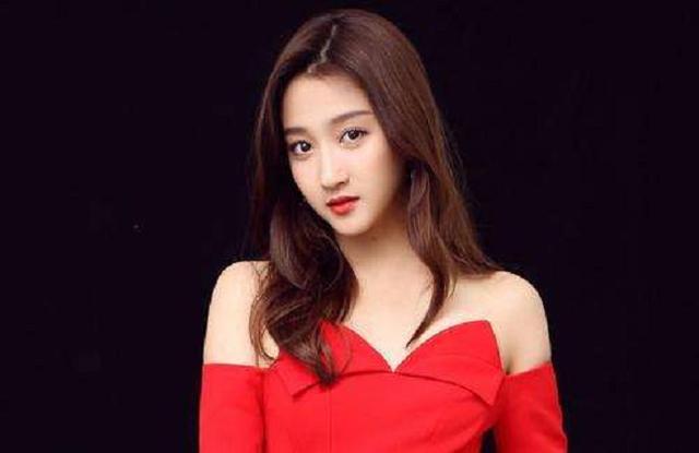 关晓彤是清朝格格吗(关晓彤和那英原来都是满族人)(2)