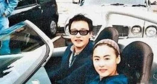 张国荣1984年(1989年张国荣经历了比死亡更可怕的事)(22)