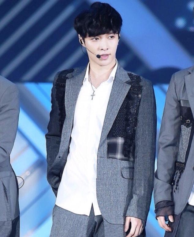 张艺兴出道十周年长文（张艺兴迎来30岁生日）(9)