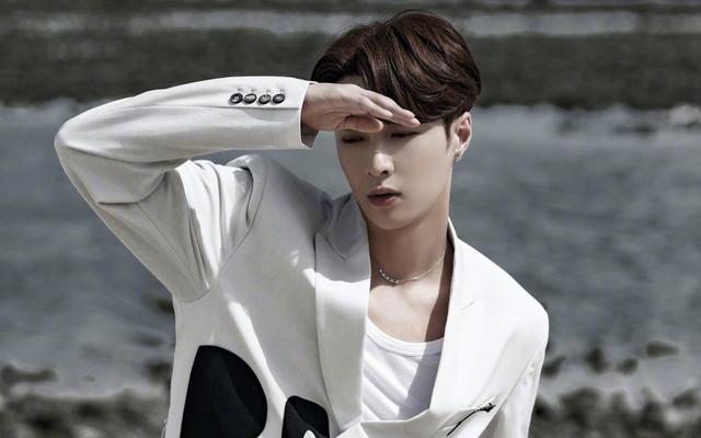 张艺兴出道十周年长文（张艺兴迎来30岁生日）(36)