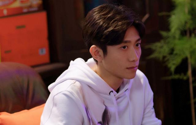 张一山喜欢关晓彤吗(张一山关晓彤吻戏剧透)(3)