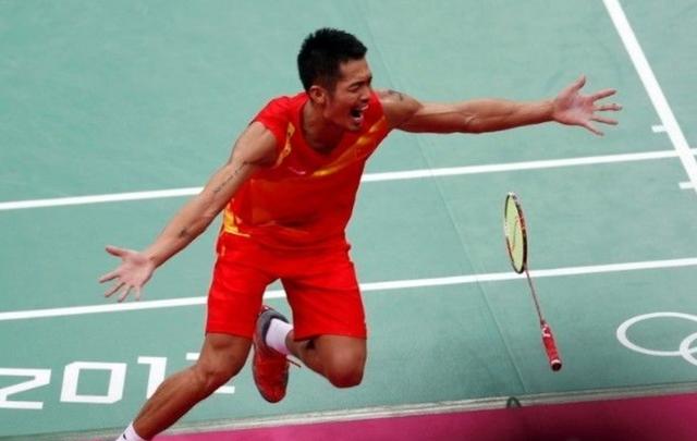 回顾林丹20年辉煌职业生涯(林丹5岁开始打球)(29)