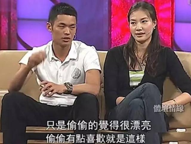 回顾林丹20年辉煌职业生涯(林丹5岁开始打球)(31)