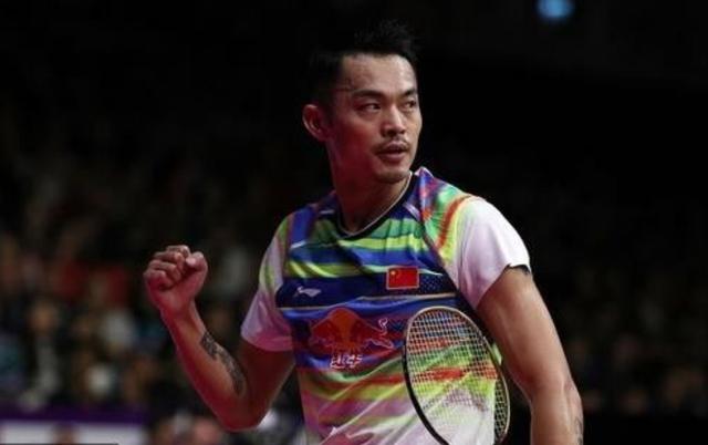 回顾林丹20年辉煌职业生涯(林丹5岁开始打球)(21)