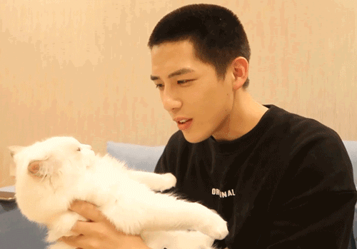 怎么把男生撩脸红（让男生脸红心跳的12个撩汉招数）(6)