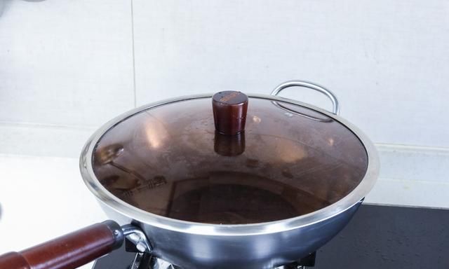 怎样防止铁锅生锈，防止铁锅生锈的几个妙招？图13