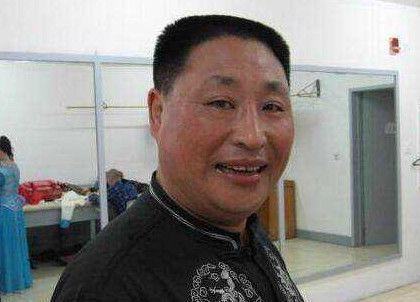 赵本山当年成名后抛弃的女人(2位爱人5名爱徒皆离世)(6)