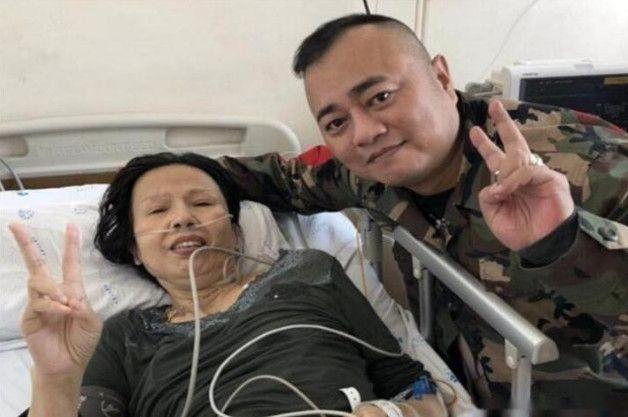 赵本山当年成名后抛弃的女人(2位爱人5名爱徒皆离世)(19)