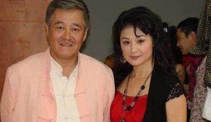 赵本山当年成名后抛弃的女人(2位爱人5名爱徒皆离世)(28)