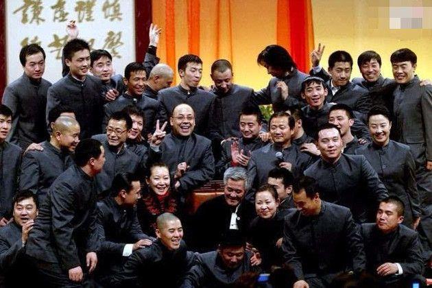 赵本山当年成名后抛弃的女人(2位爱人5名爱徒皆离世)(4)