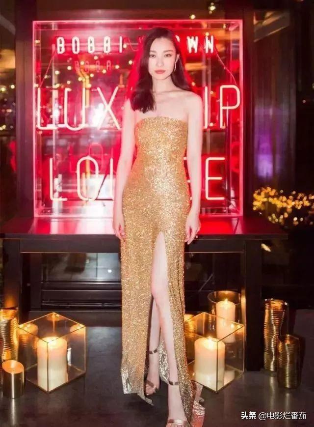 倪妮与张艺谋(像倪妮这样感谢张艺谋的绝无仅有)(24)