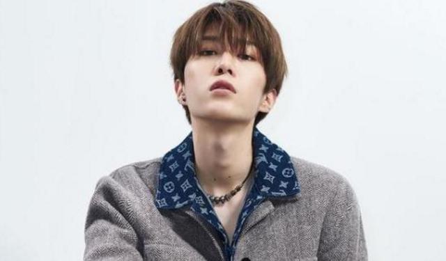 赵丽颖竟然有这么帅气的弟弟(明星的弟弟谁最帅)(4)