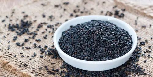 田里的芝麻刚弄回来怎么弄干净呢