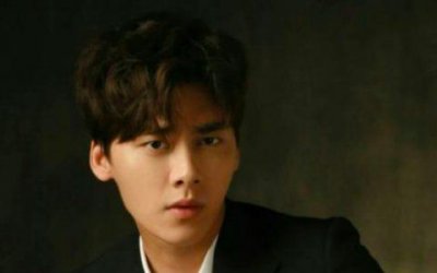 ​421事件在哪里看,赵丽颖42事件是什么