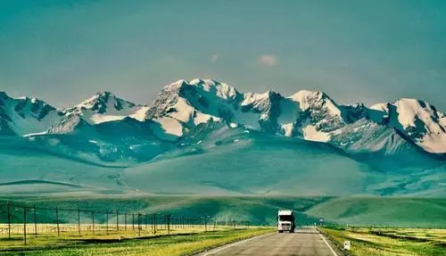 红山石林在哪里,德茂公路全线通车时间图3