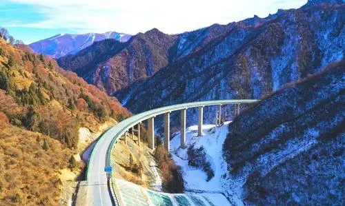 红山石林在哪里,德茂公路全线通车时间图2