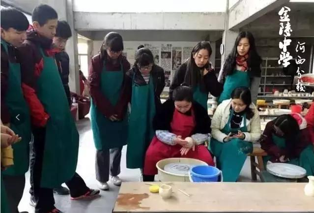 金陵中学本部与河西分校(金陵中学河西分校要在全国出名了)(22)