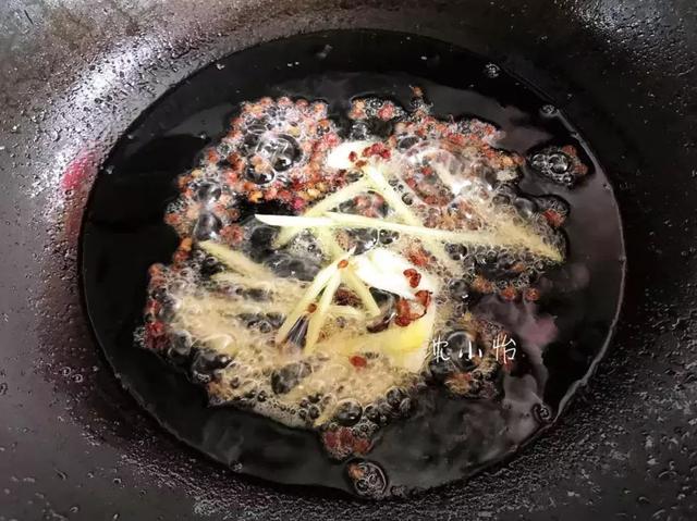 辣子鸡这样做又香又辣（教你辣子鸡的家常做法）(5)