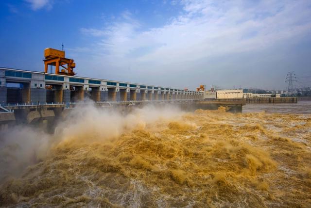 三峡大坝抗得住这次洪水吗(如果一旦发生了战争)(4)