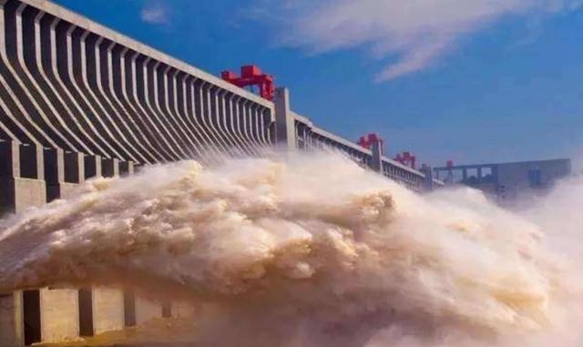 三峡大坝抗得住这次洪水吗(如果一旦发生了战争)(5)