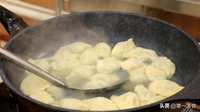 茴香馅儿饺子的制作方法窍门（饺子的经典做法）(7)
