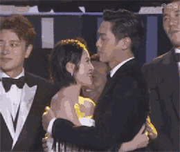 唐艺昕为何能被张若昀独宠(唐艺昕被爆与经纪人贾川关系暧昧)(3)