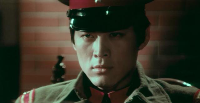 刘尚谦秋歌（春寒中美男子如今相貌变化大）(9)