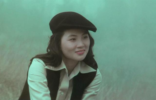 刘尚谦秋歌（春寒中美男子如今相貌变化大）(4)