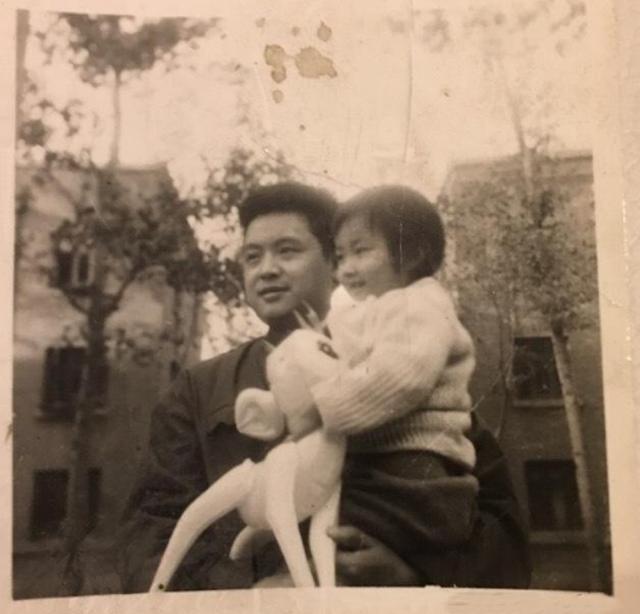 徐静蕾最近与黄立行怎么样了(和谈13年的黄立行不结婚)(3)