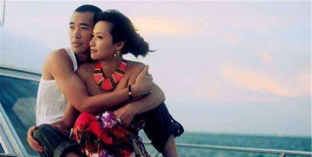 徐静蕾最近与黄立行怎么样了(和谈13年的黄立行不结婚)(19)