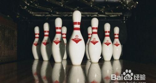 如何打保龄球技巧