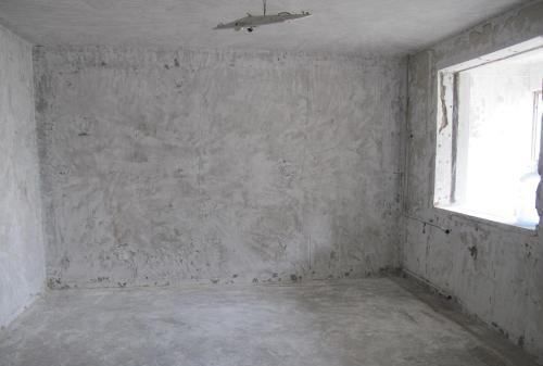 墙皮掉了一小块小妙招,墙面一块块掉下来有什么补救办法吗图4