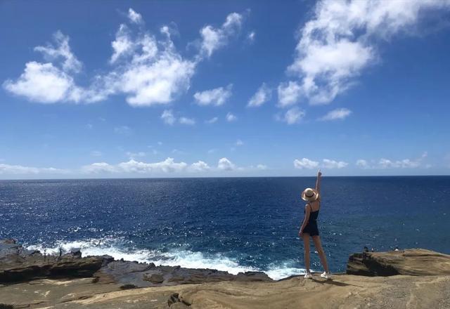 殷桃戴钻戒丰腴似少女(大满贯视后纯欲鼻祖)(40)