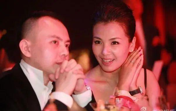 现在的刘涛怎么样了(刘涛这次真离了)(25)