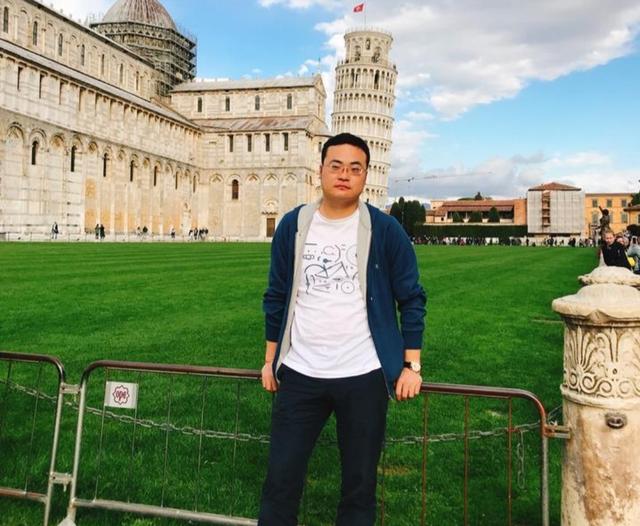 汤臣一品董事长徐枫徐正溪(送员工玛莎拉蒂)(9)