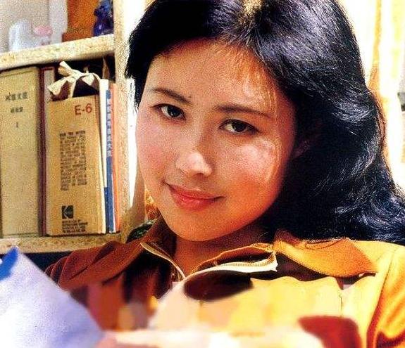 演员小斯琴高娃（老戏骨斯琴高娃）(9)