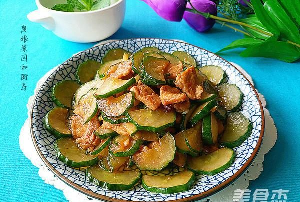 黄瓜炒肉好吃吗的做法