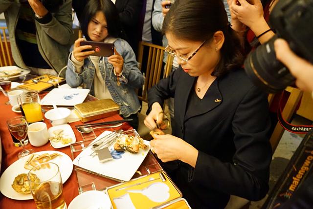 阳澄湖大闸蟹哪个地方的好吃(阳澄湖的大闸蟹一捞起来就能吃)(17)
