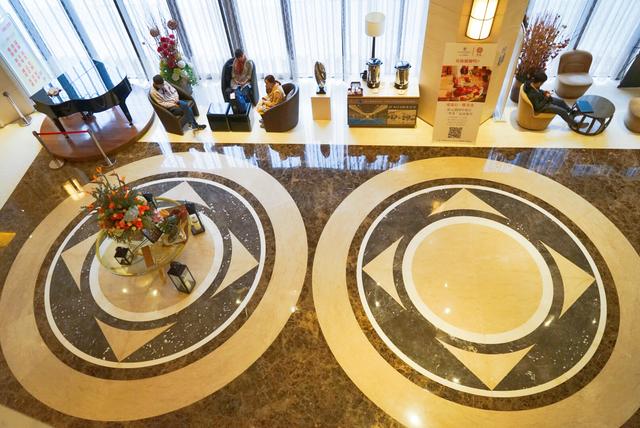 阳澄湖大闸蟹哪个地方的好吃(阳澄湖的大闸蟹一捞起来就能吃)(11)